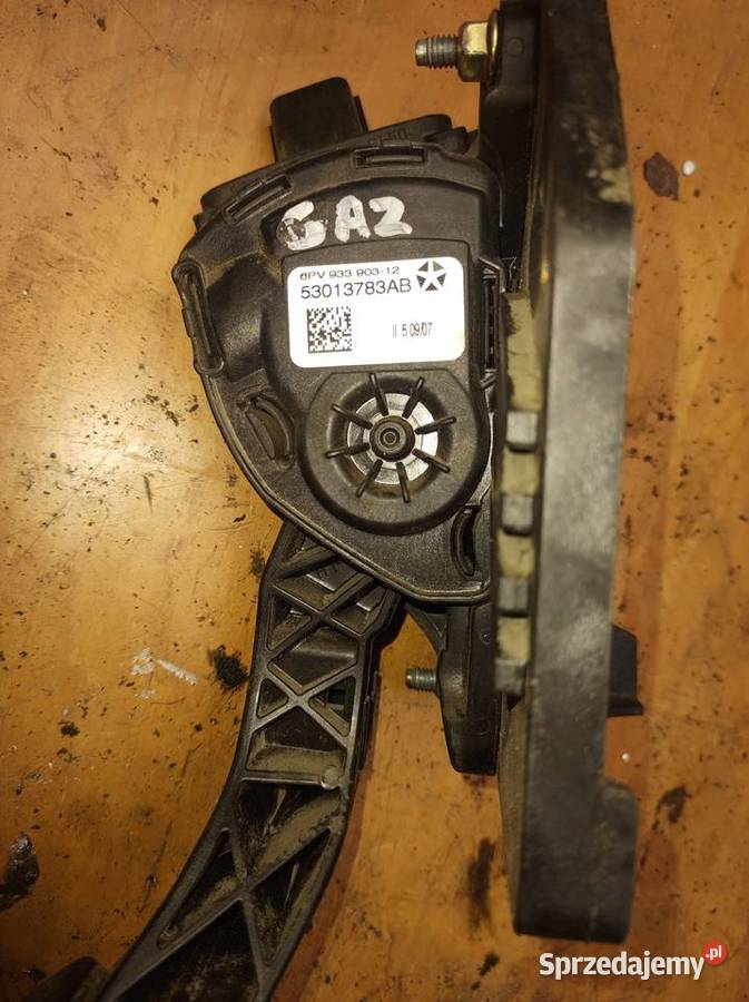 JEEP Liberty pedał gazu 53013783AB terenowe świętokrzyskie Kielce sprzedam