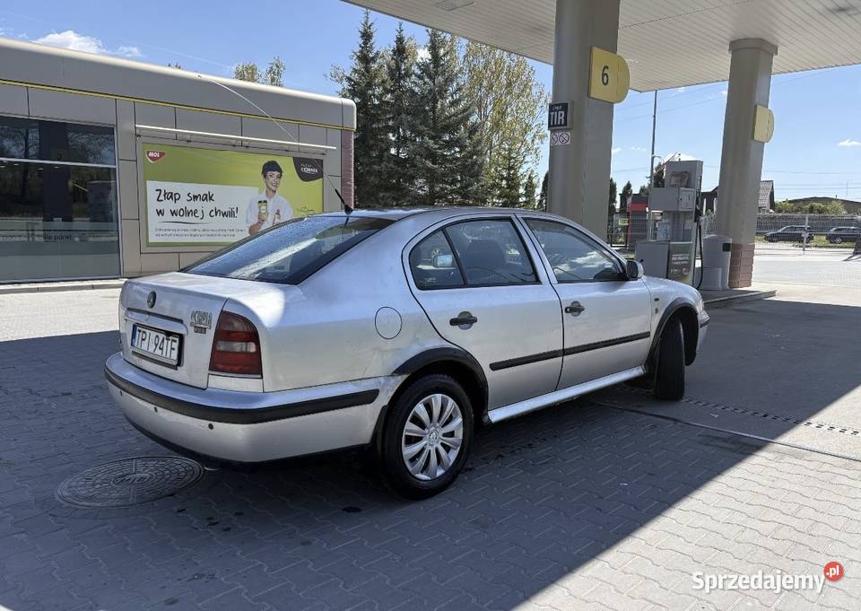 Skoda Octavia 16 75 LPG Rok produkcji 1998 Pińczów