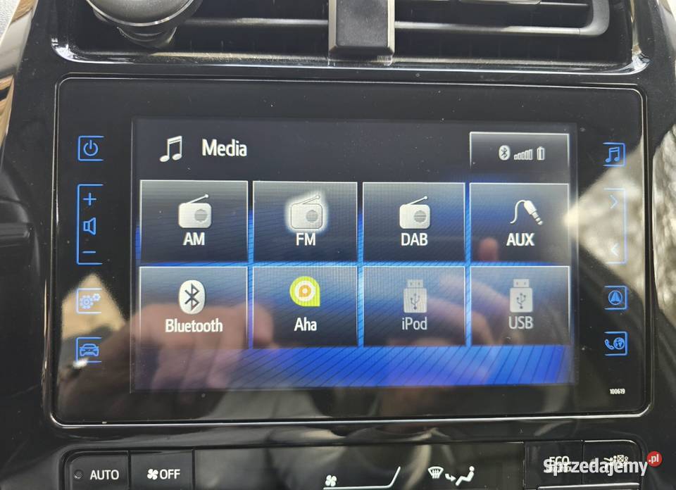 Radio toyota touch 2 z modułem nawigacji i Nawigacje fabryczne