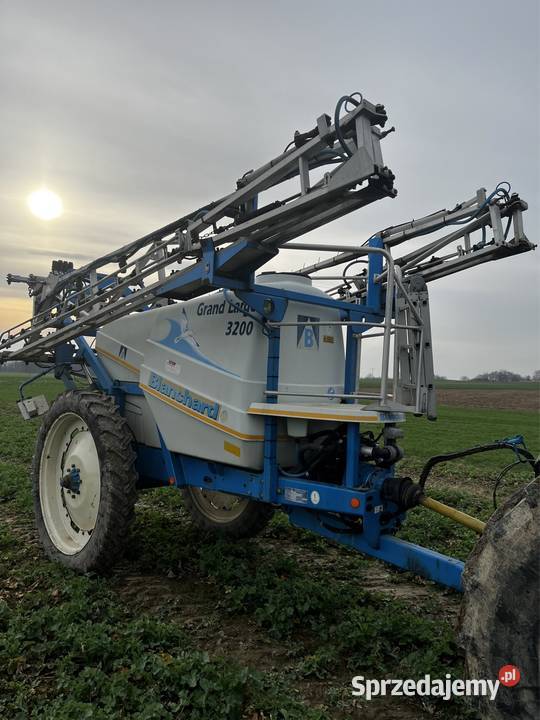Opryskiwacz BLANCHARD GRAND LARGE 3000 l 21 m Brzeg