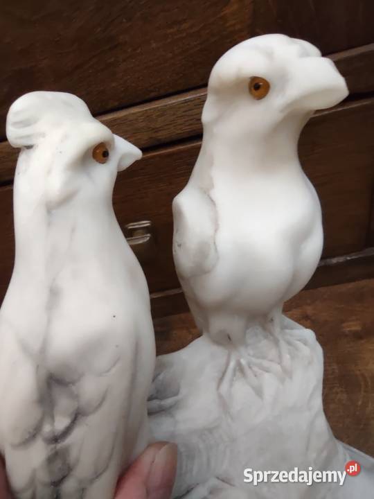 Stara Rzeźba Ptaki Marmur Gniezno