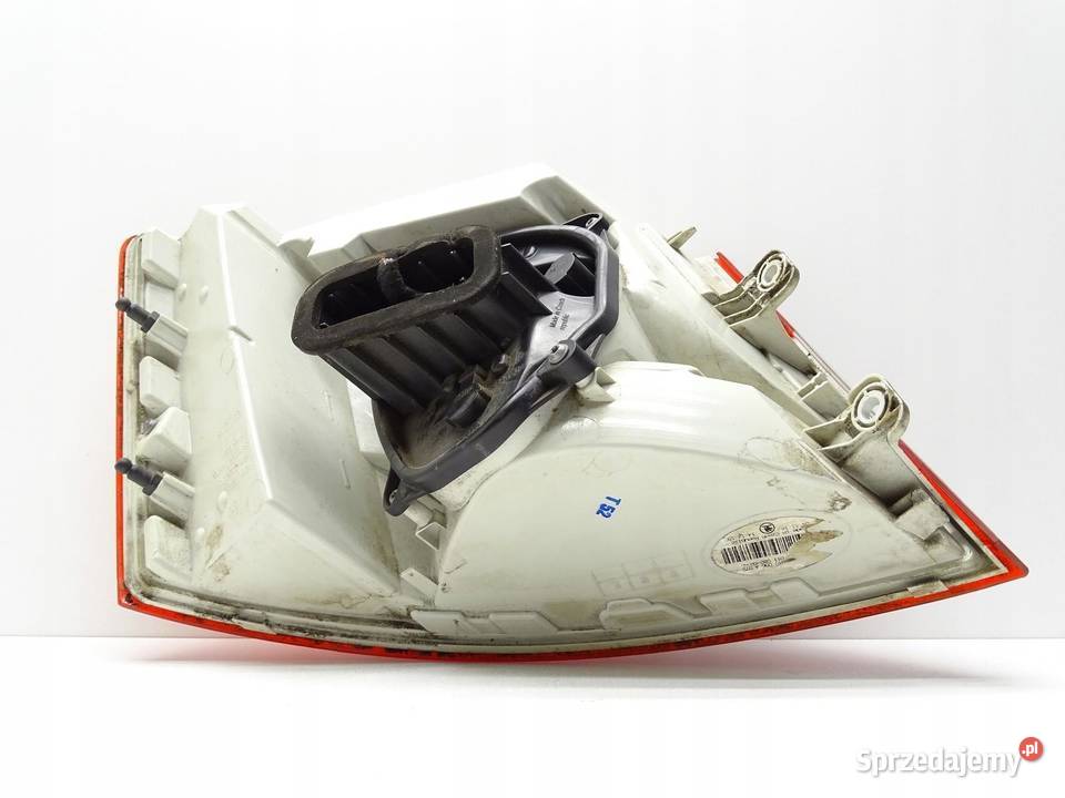 LAMPA PRAWA PRAWY TYŁ TYLNA W BŁOTNIK SKODA małopolskie