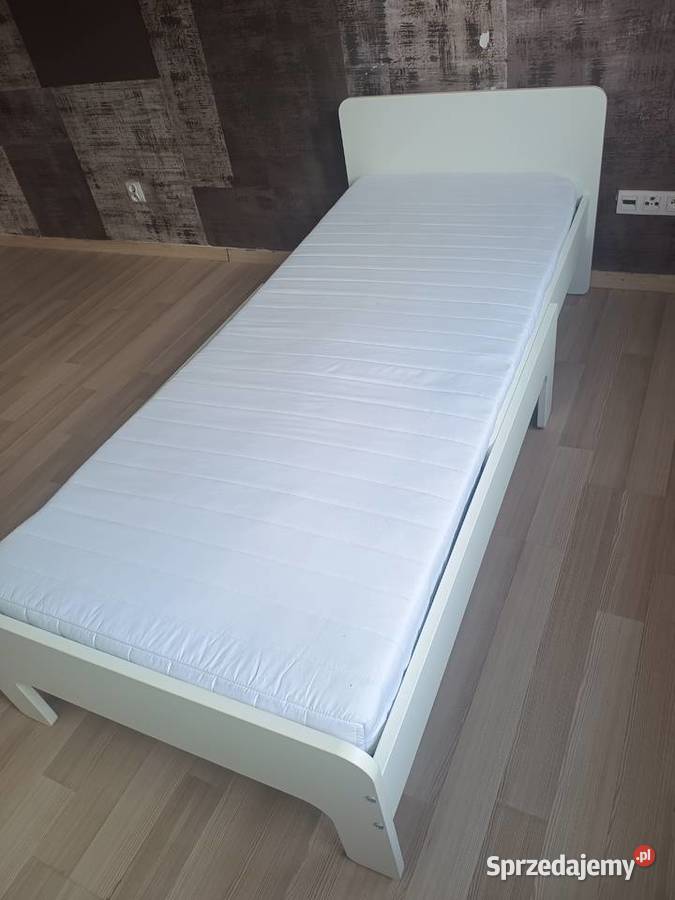 Łóżko dziecięce rozsuwane Ikea z materacem Jysk Wrocław sprzedam