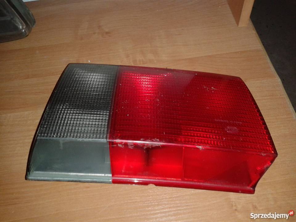 Kierunkowskaz lampa tylna Audi 100 c4 Grudziądz