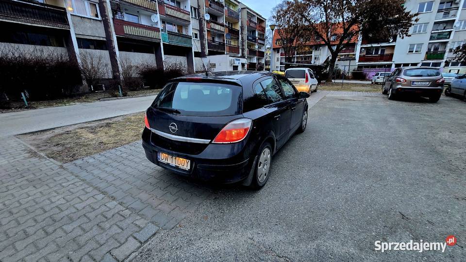 Opel Astra H 14 143 Salon II Właściciel Trzebnica