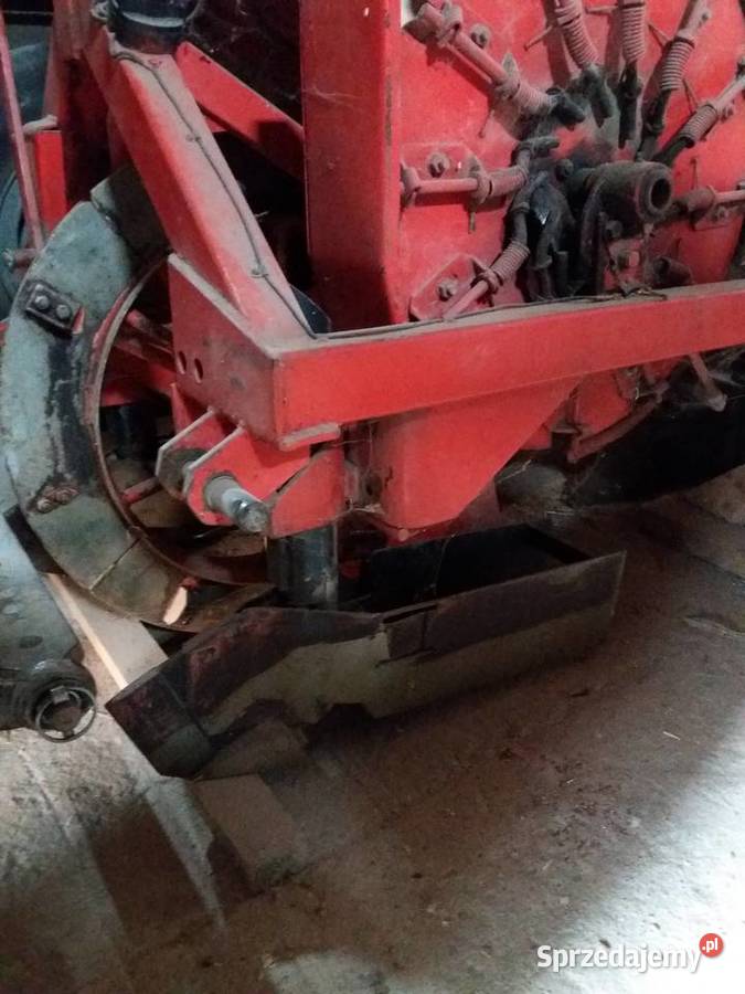 Sadzarka do ziemniaków czeska w oryginale Kobiele Wielkie