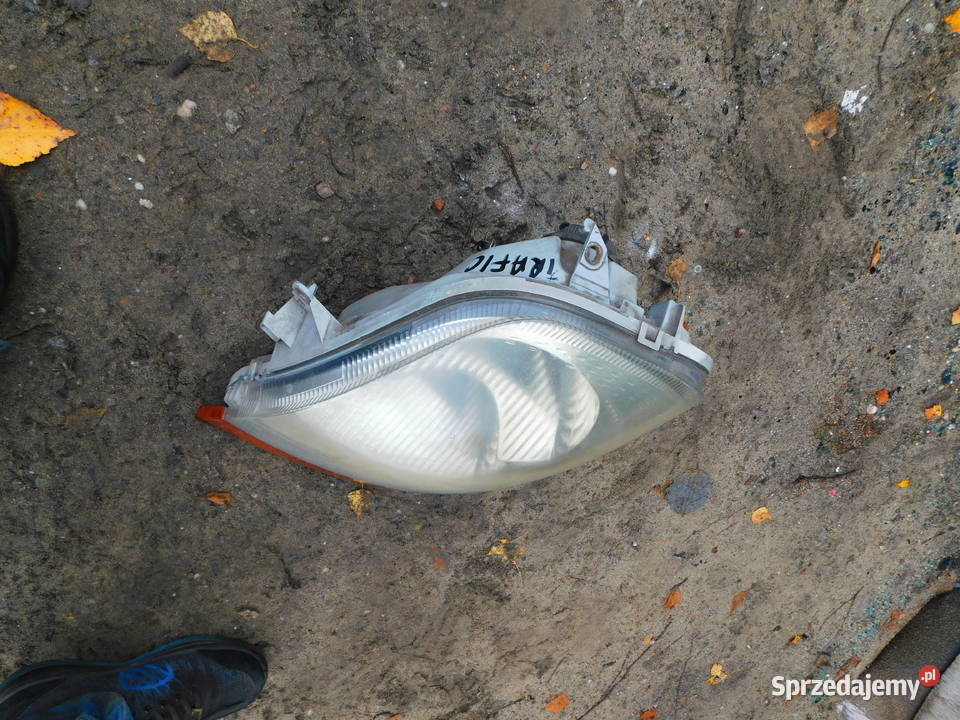 trafic lampa lewa WYSYŁKA Karoseria śląskie Żory sprzedam