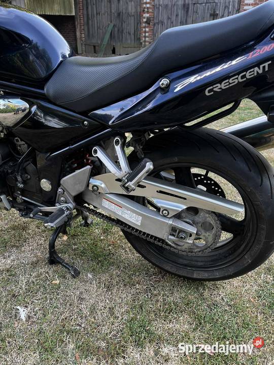 Suzuki Bandit 1200 2004 r Stan 100 oryginał Garbów