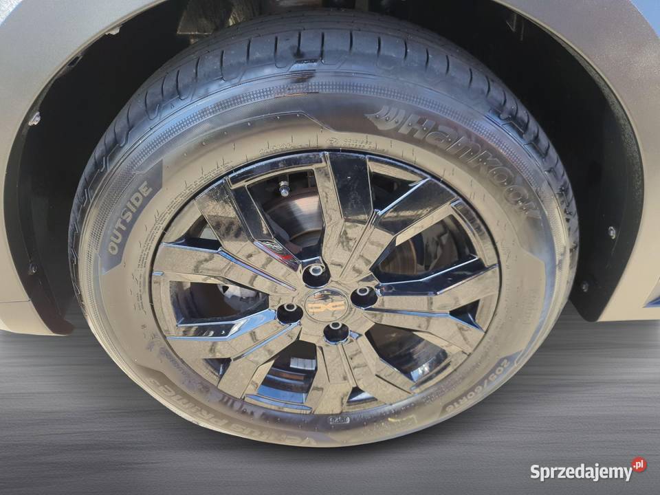 Sandero Stepway 10 TCe Extreme LPG 999cm3 Motoryzacja