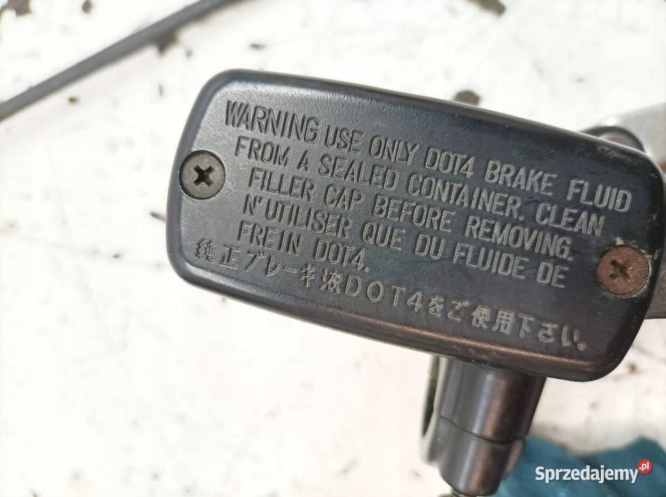 KLAMKA ZEWNĘTRZNA POMPA HAMULCOWA PRAWA PRZÓD sprzedam