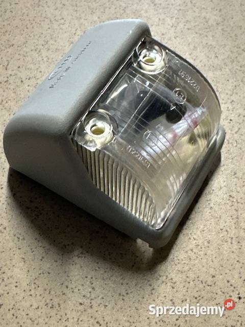 Lampa obrysowa biała góra
