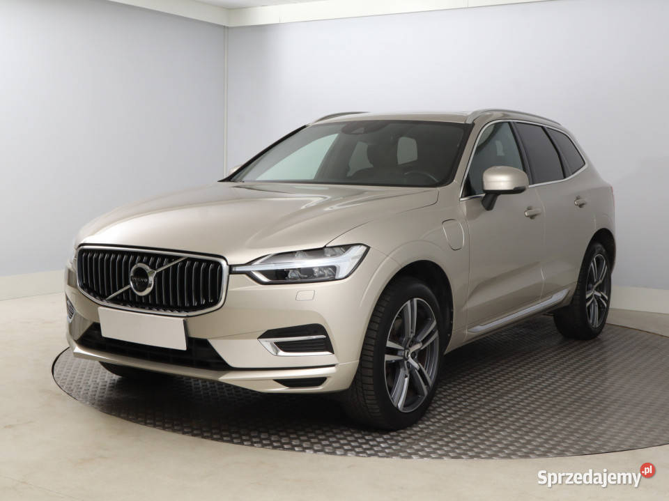 Volvo XC60 T8 Twin Engine pełny VAT