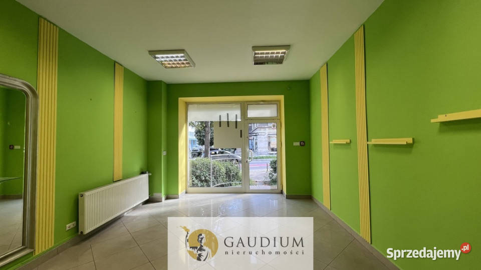 Lokal w centrum Gdyni z witryną Gdynia