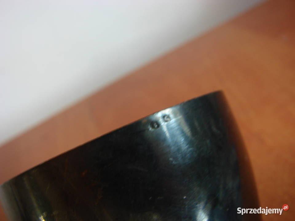 mały kubek sygnowany plater Pruszcz Gdański