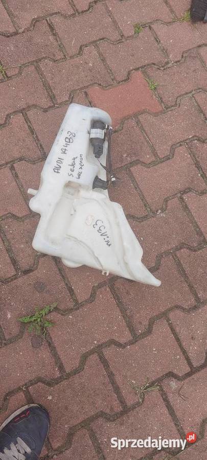 Zbiorniczek spryskiwaczy AUDI A4 B8 A5 osobowe Zbiorniki płynu do spryskiwaczy Szczecin