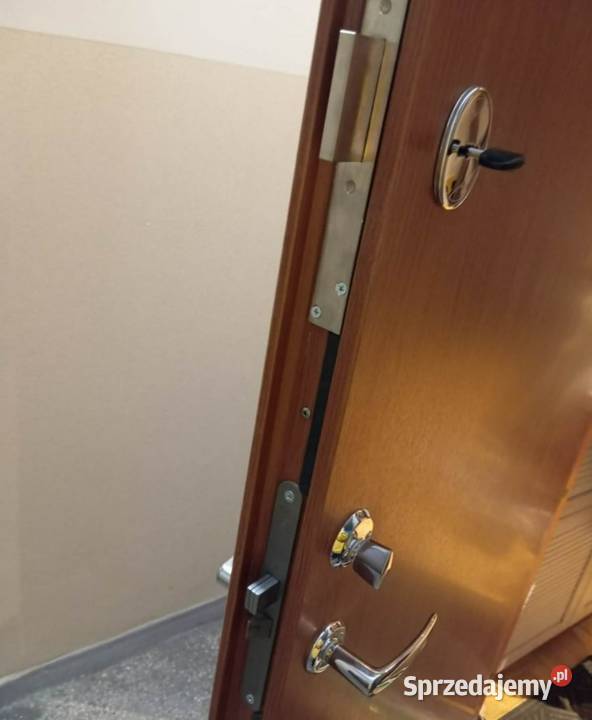 Drzwi wejściowe stalowe na lata montaz łódzkie Łódź