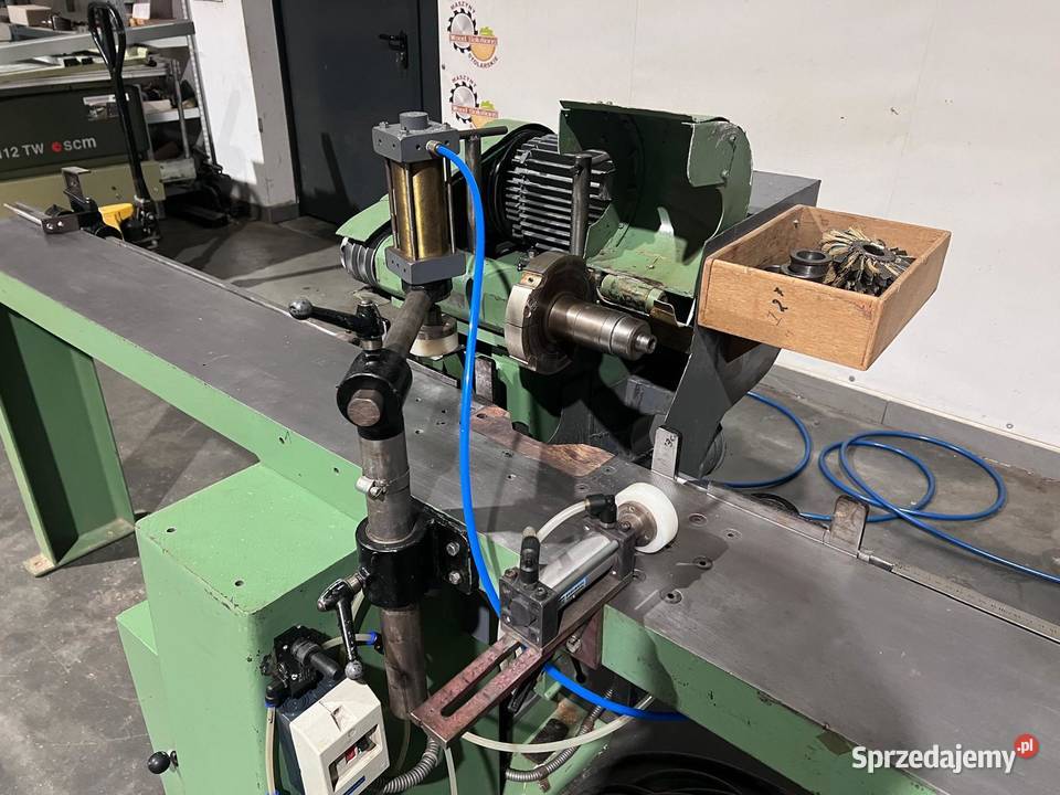 Frezarka do zacięć węgłowych Juszczyn sprzedam