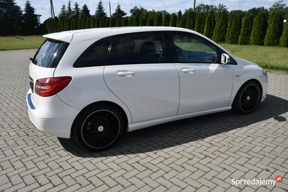 Mercedes B 180 16benz DUDKI11 lakier metallic Kutno