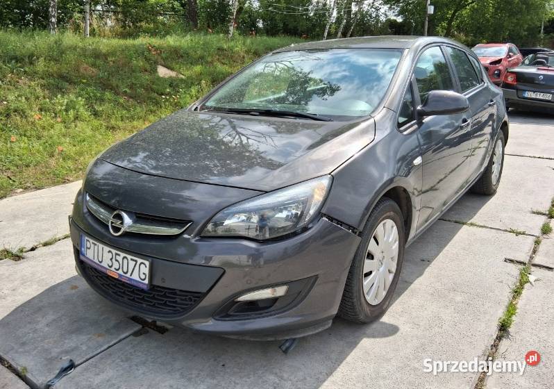 Opel Astra J 16cdti 2013 zadbany Sandomierz