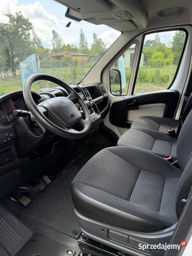 Peugeot Boxer Brygadówka 6 osobowy