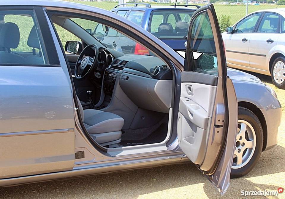 Mazda 3 szary Strzegom