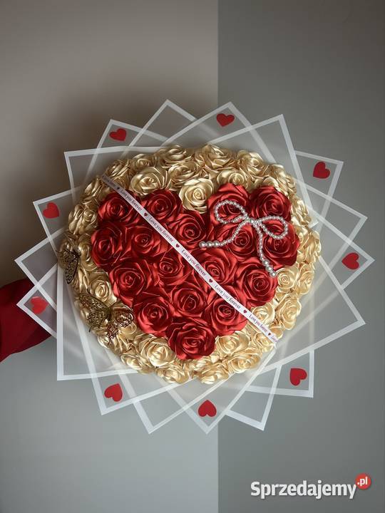Bukiet wiecznych róż ze wstążki handmade