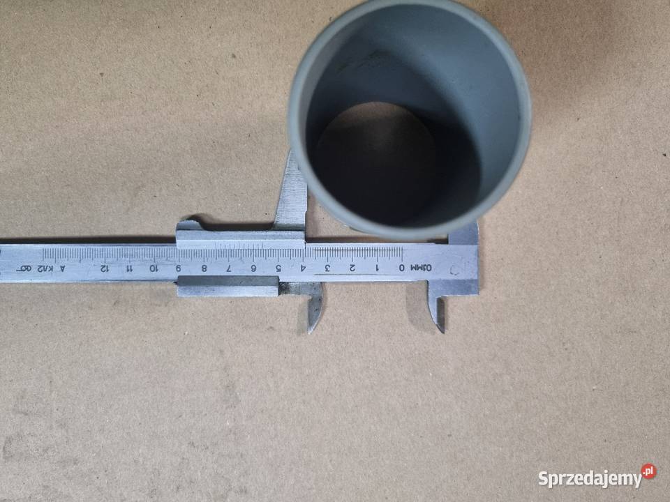 Forma wtryskowa na tuleje gilzy cewki cylindry Juszczyna