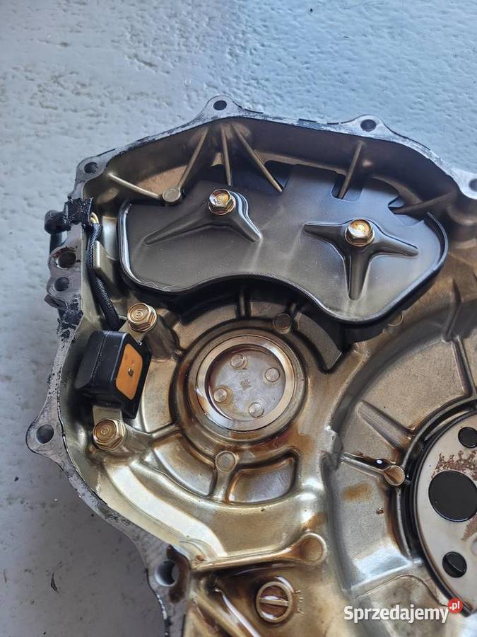 Honda VFR 1200F F kapa pokrywa osłona sprzęgła Osłony i obudowy Nowy Tomyśl
