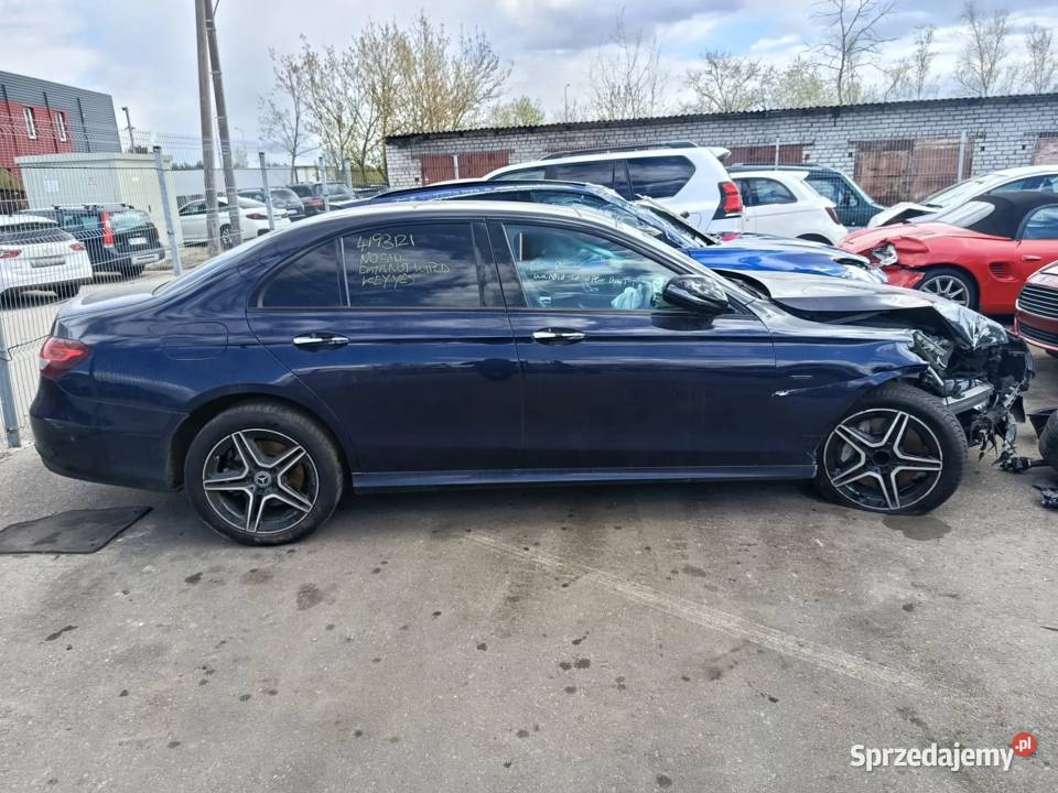 MERCEDESBENZ W213 E300 de 213016 2018 2 L 143 kw Warszawa