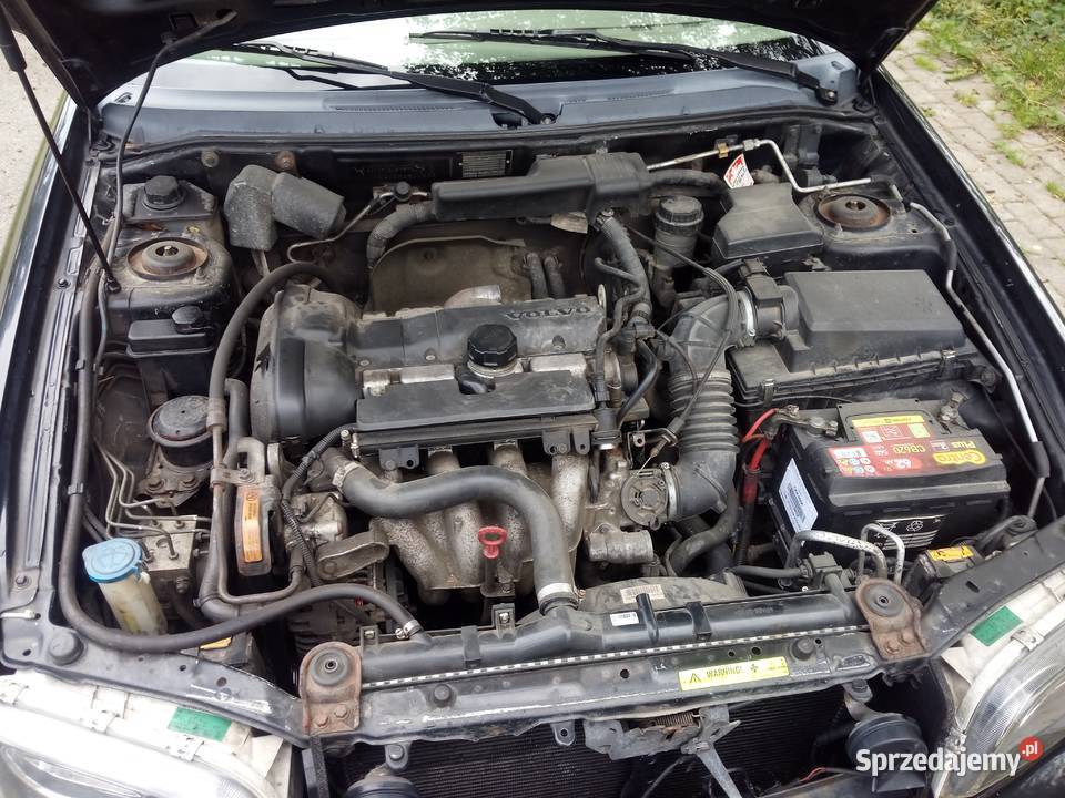 Sprzedam Volvo V40 tuner TV Niemcza sprzedam