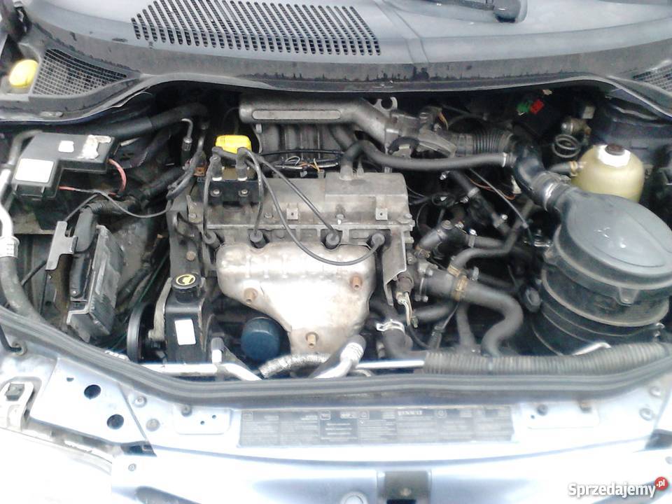 Renault Scenic 16 8V benzyna gaz klima bogate w nieuszkodzony Renault Skrzynno