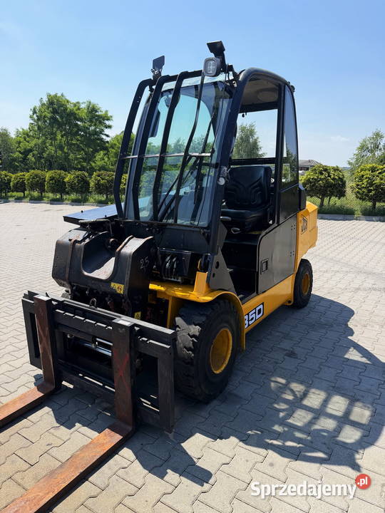 wózek widłowy teleskopowy JCB TLT35D udźwig 3500 łódzkie Działoszyn
