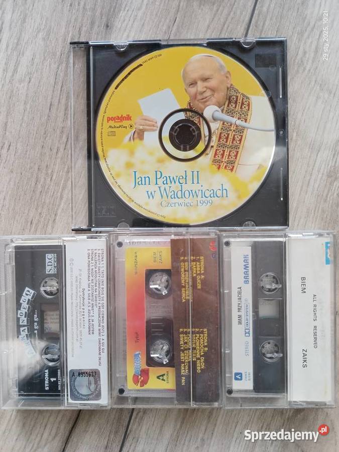 3 kasety magnetofonowe i 1 płyta CD o tematyce Kultura i Rozrywka Wronki