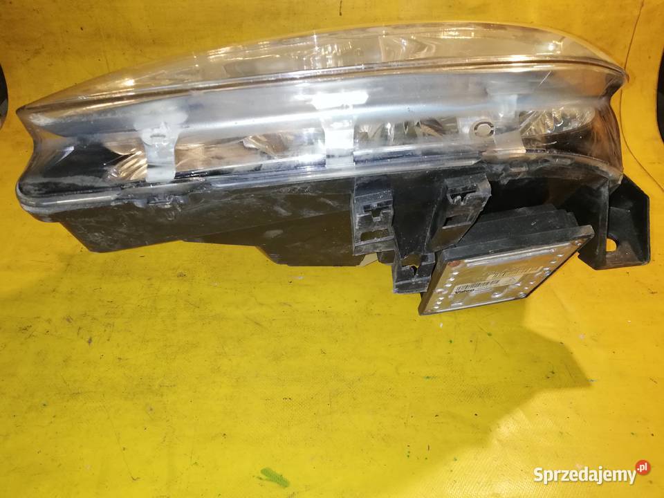 lampa przód lewa xenon Citroen C5 r0104 Piotrków Trybunalski