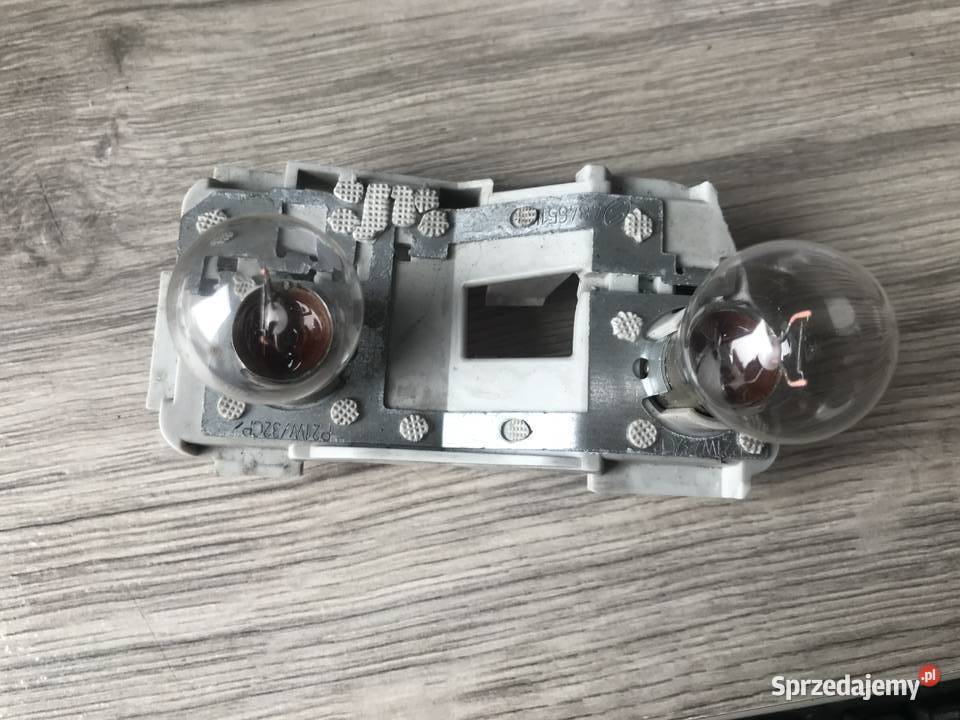 WKŁAD LAMPY TYL AUDI A4 B7 484561L KOMBI NA