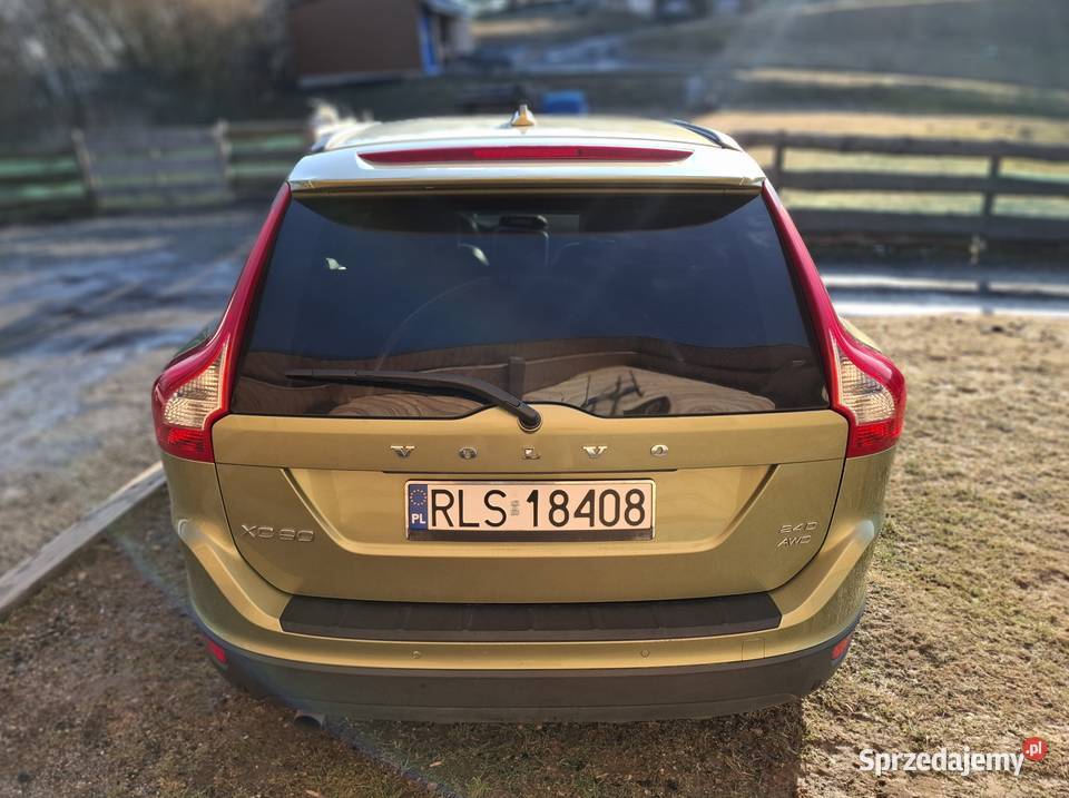 Sprzedam Volvo xc60 24D5 Uherce Mineralne