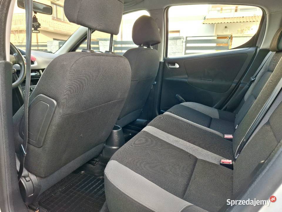 Peugeot 207 14 benzynaklimatyzacjaelektrszyby centralny zamek Dębica