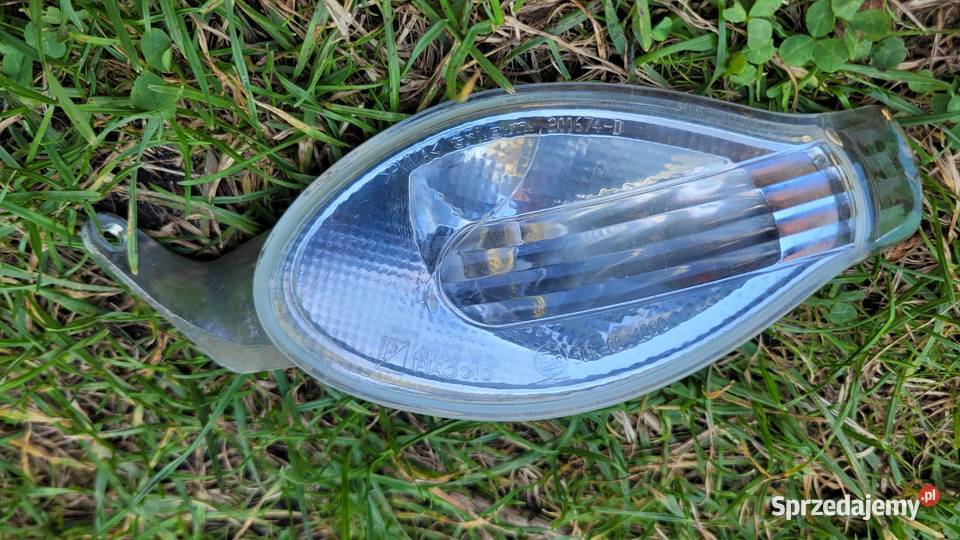 PIAGGIO CARNABY lewy migacz kierunek Kierunkowskazy