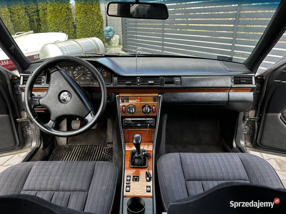 Mercedes w124 20 benzyna grafitowy Klasa E Sosnowiec sprzedam
