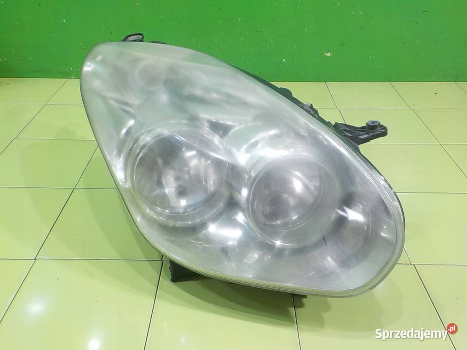 FIAT DOBLO II 13 MJET 12r lampa prawa przod Suków
