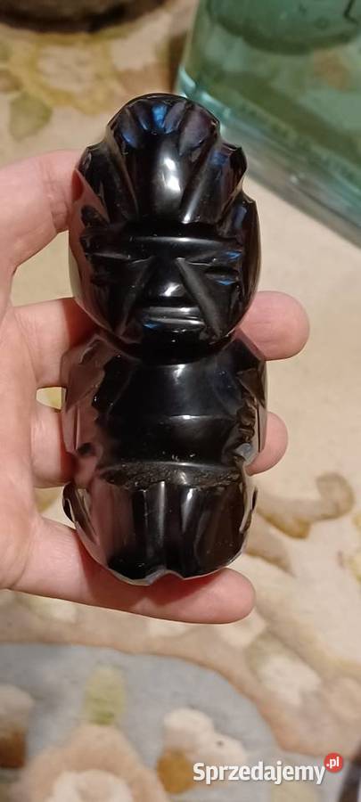 rzeżby czarnego onyksu obsydianu motywy Majów sprzedam