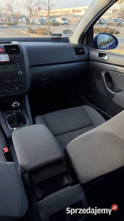 Volkswagen Golf 5 16 mpi 102 zadbany Nowy Radom