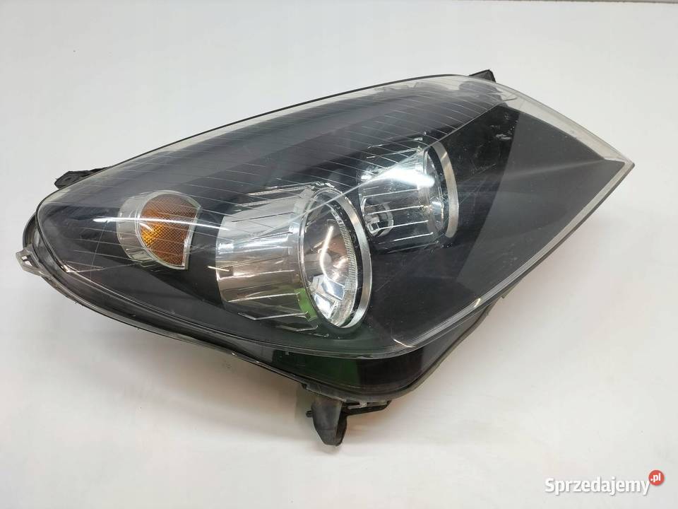 LAMPA PRZÓD PRAWA EU Opel Astra III 20042014 H sprzedam