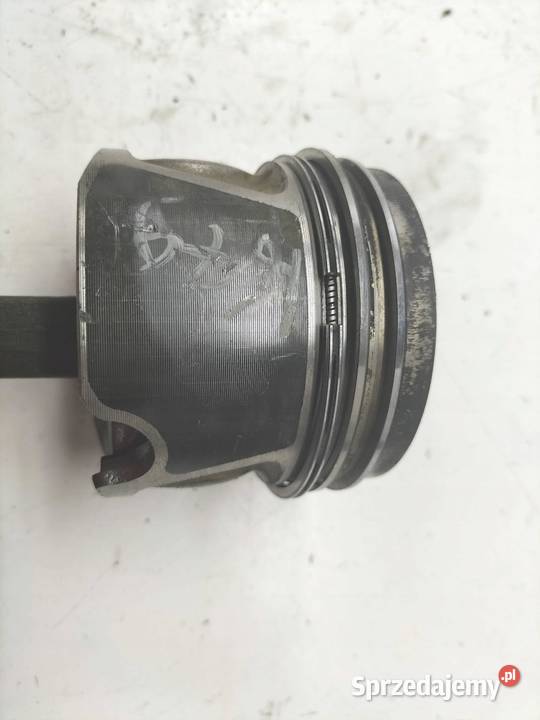 TŁOK KORBOWÓD 20 TDI Audi A4 III 20042008 B7