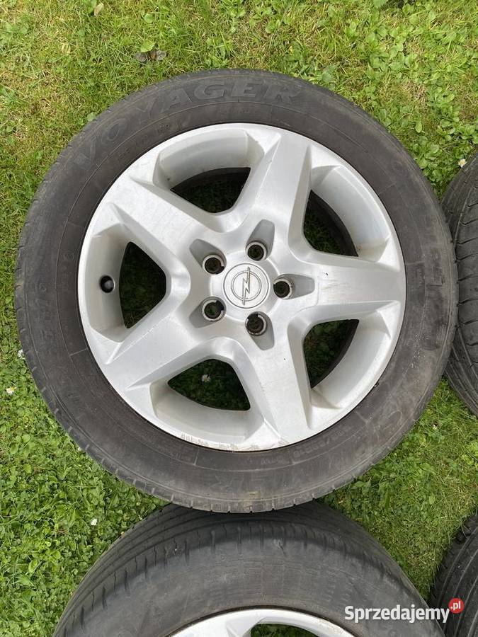 Felgi GM z oponami letnimi Opel Astra H Samochodowe Piekary Śląskie sprzedam