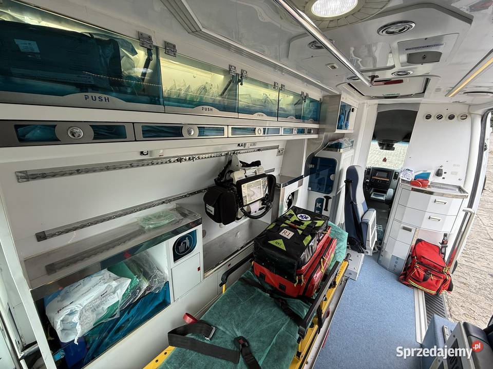 Mercedes Sprinter 2017 Ambulans typ C Autoform Zławieś Wielka sprzedam