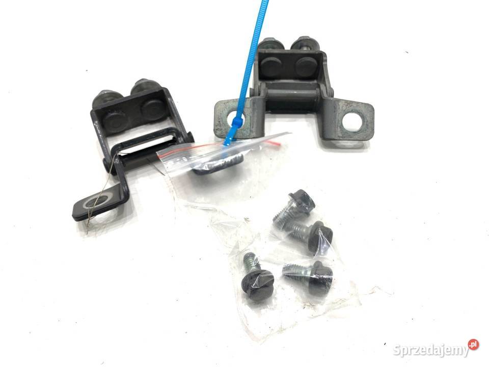 ZAWIAS KLAPY TYŁ KOMPLET KIA CEED Crossover podkarpackie