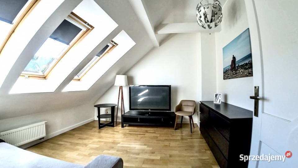 Stylowy dom z dużą działką w Redzie 1290m2 Reda