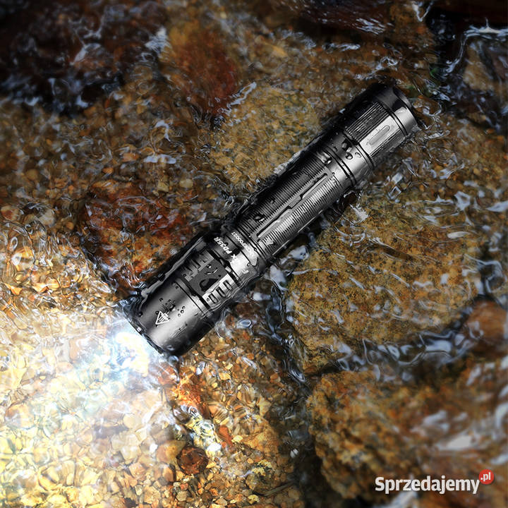 Latarka taktyczna LED Fenix PD35R Warszawa