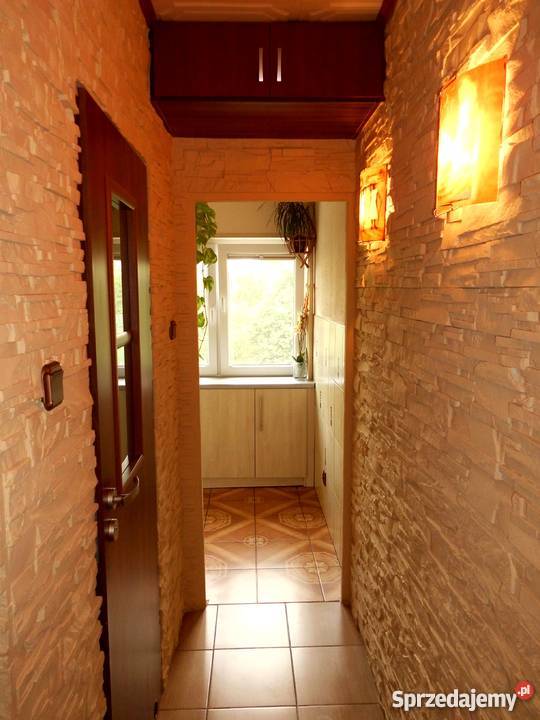 Sprzedam 28 m2 M2 kawalerka Rojna Teofilów Rok budowy 1970 sprzedam